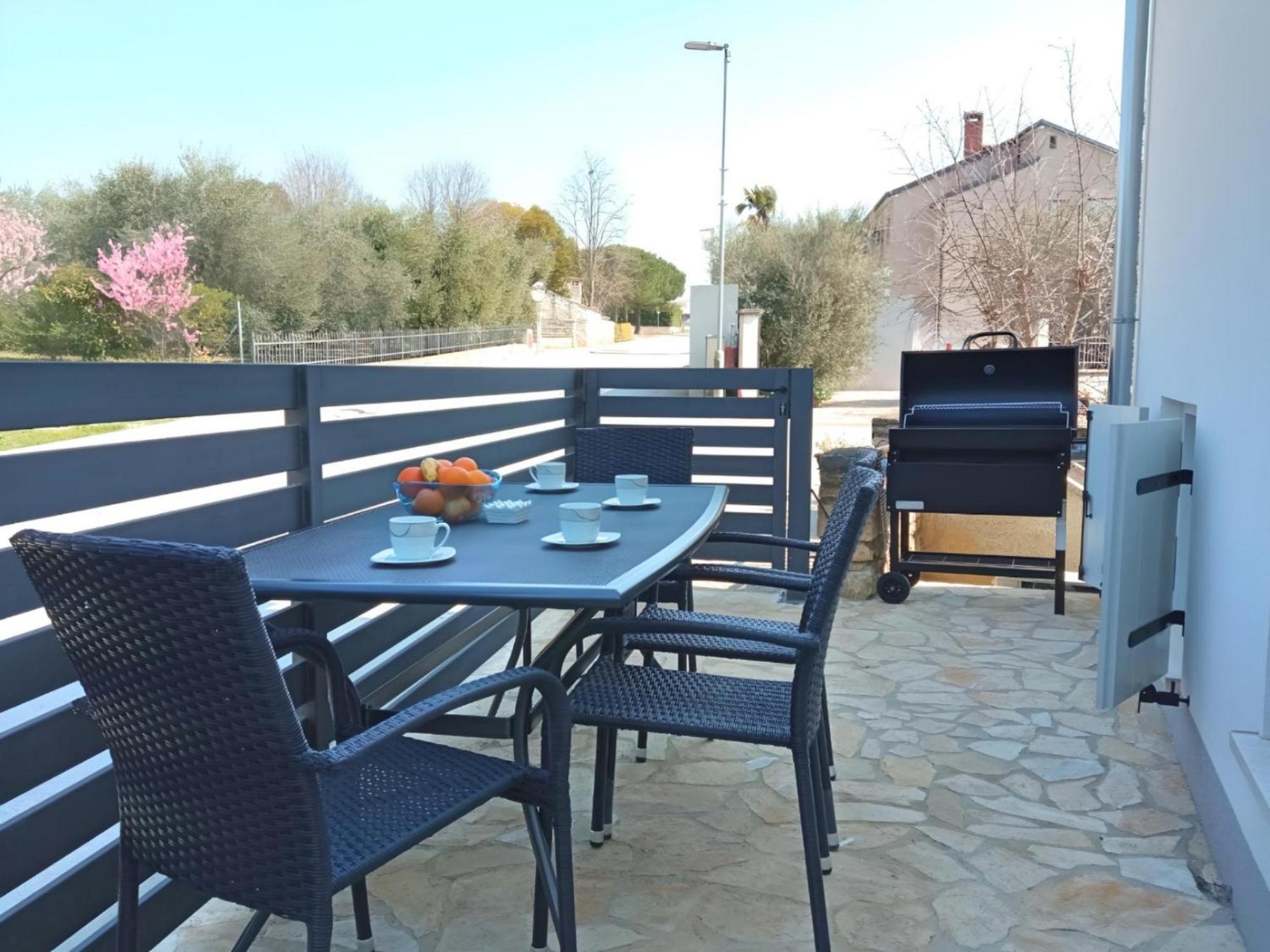 Apartment Valentino Tar-Vabriga Bagian luar foto