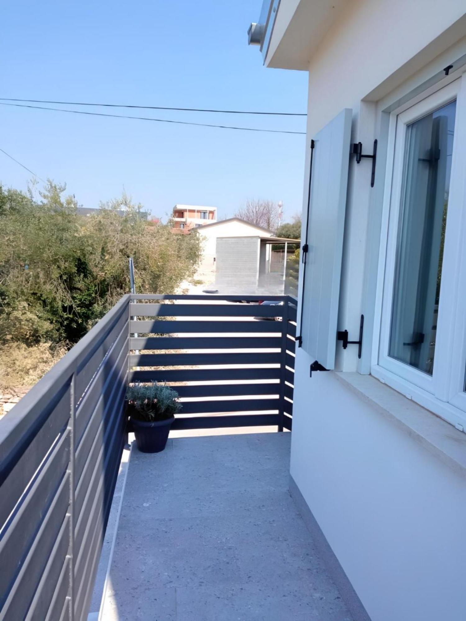 Apartment Valentino Tar-Vabriga Bagian luar foto