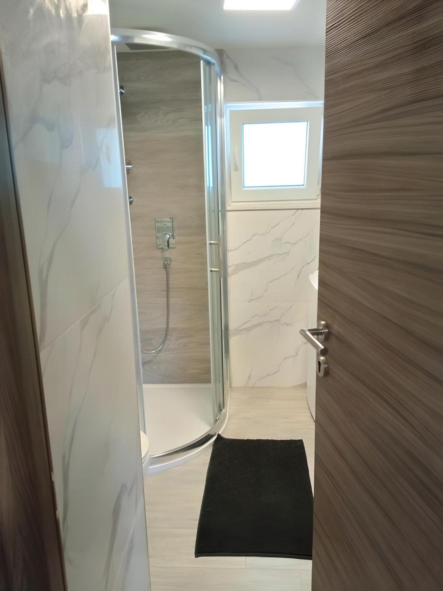 Apartment Valentino Tar-Vabriga Bagian luar foto